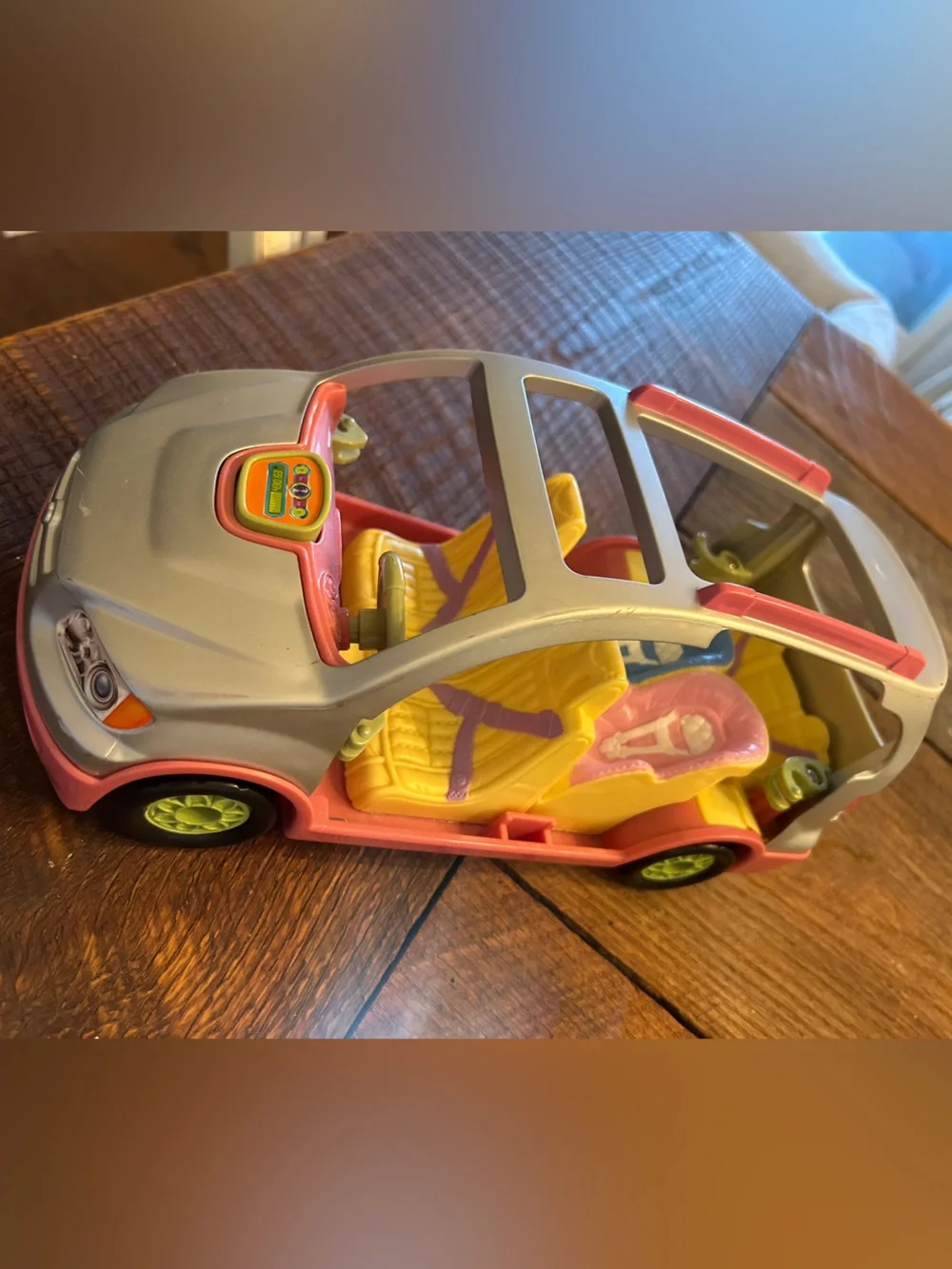 Fisher-Price Loving Family Twin Time Minivan with Car Seats- working sounds